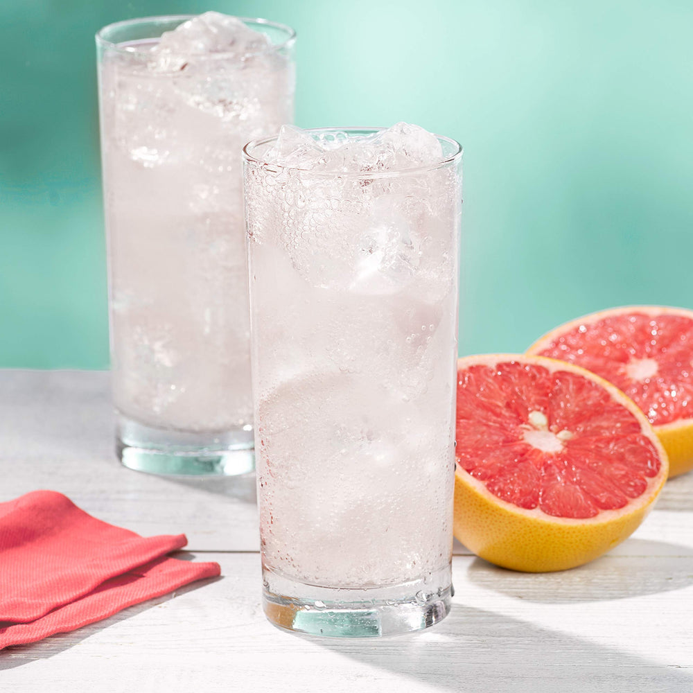Bubbles rise around Squirt Zero Sugar for an energizing thirst-quenching moment.