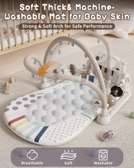 STACTCUTE hanging rattles promote early motor skills and curiosity.