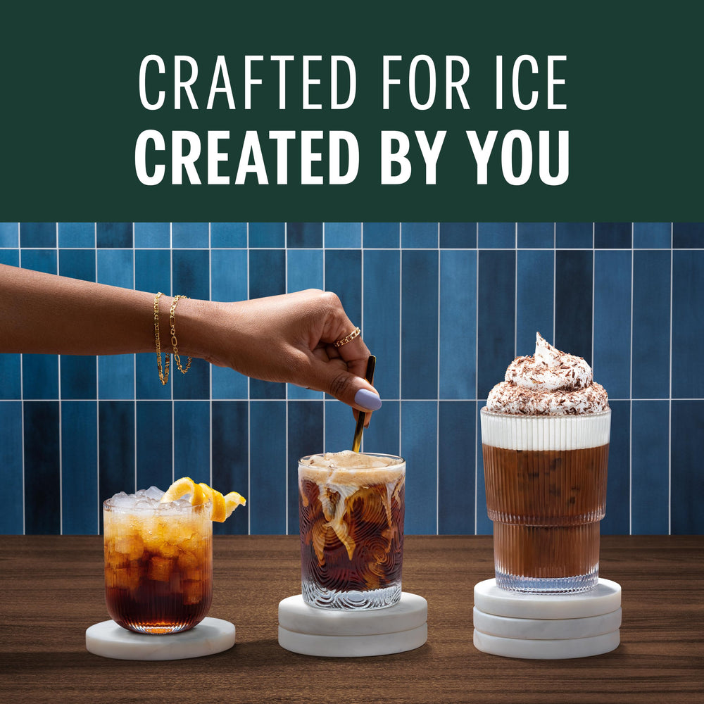 Package display with Starbucks logo and Vertuo compatibility.