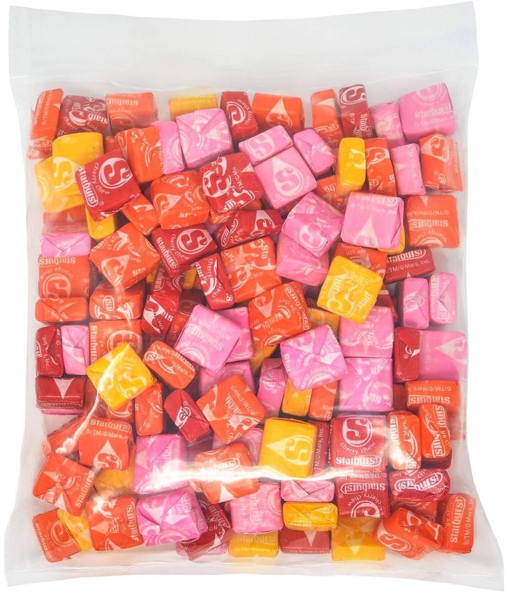 Starburst Original Strawberry Square, iconic fruity flavor perfect for sharing with friends.