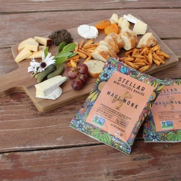 Stellar Snacks Maui Monk vegan pretzel braids highlight kosher and non-GMO ingredients.