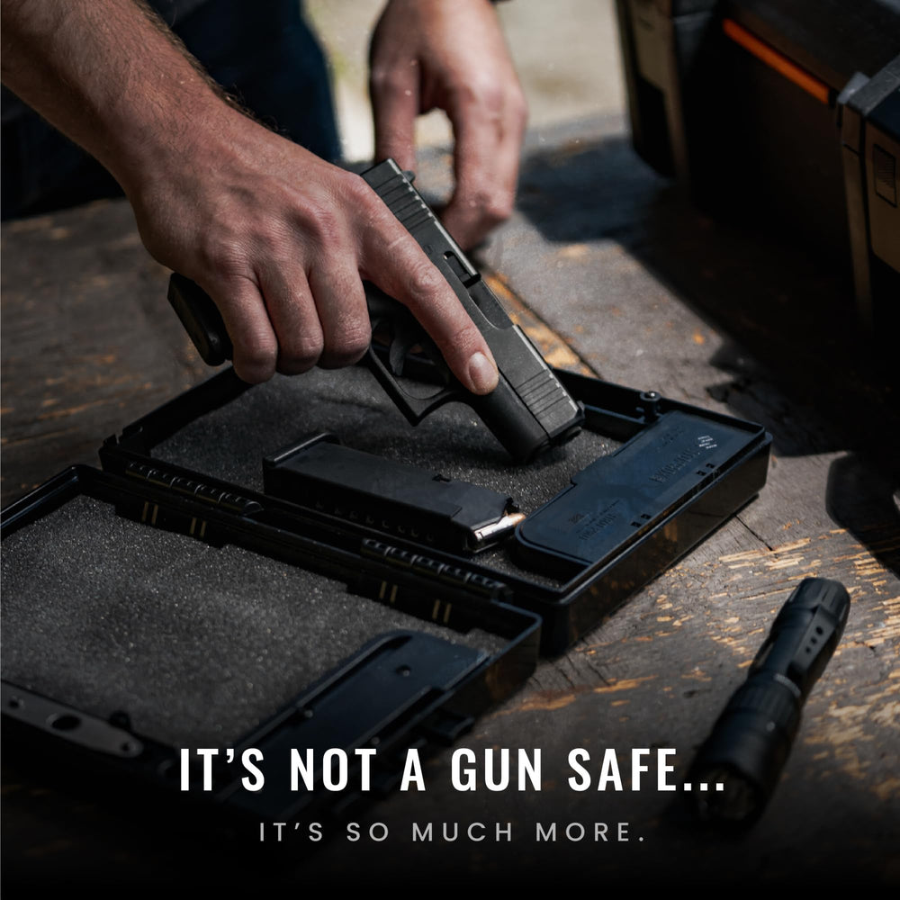 StopBox USA Pro compact interior with built-in small valuables compartment.