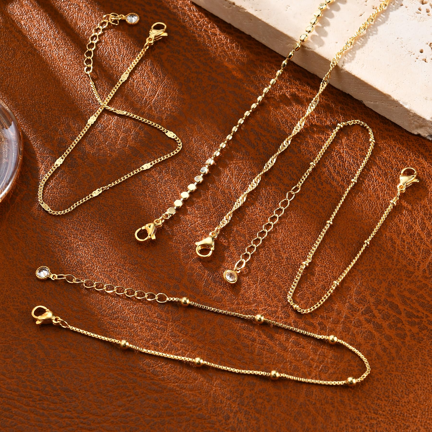 Striviio Gold Bead Box Chain Bracelet provides a timeless touch of elegance