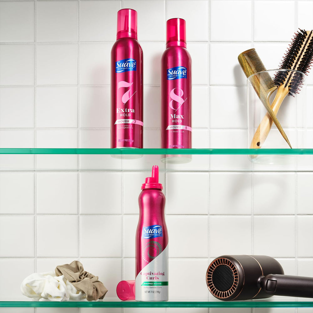 Vitamin-enriched formula supports nourished-feeling hair daily.
