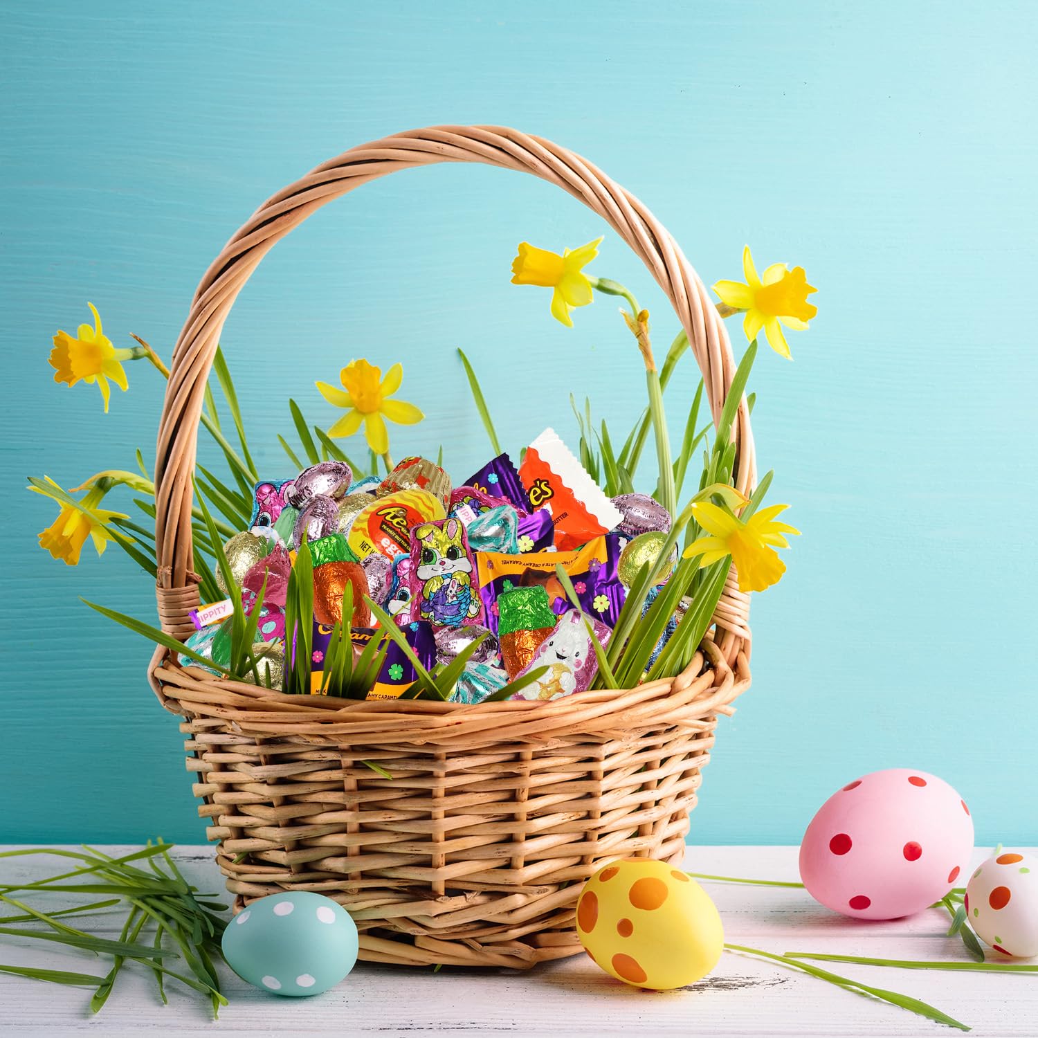 Sugaridge festive wrappers brighten spring displays and centerpieces