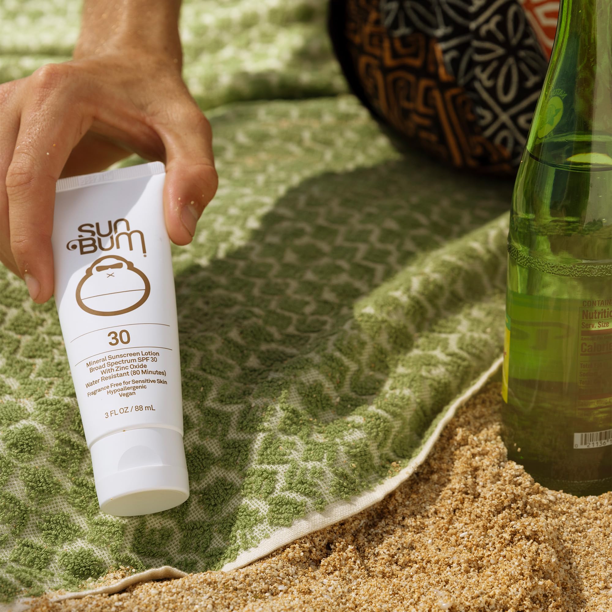 Sun Bum vegan cruelty-free icon on package.