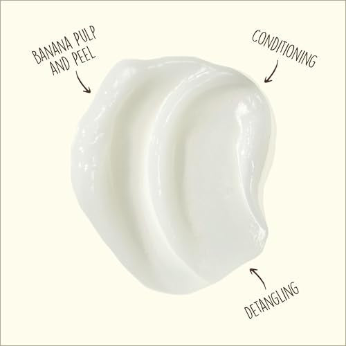 Sun Bum Revitalizing 3-in-1 Leave-In Conditioner nozzle dispenses spray for detangling