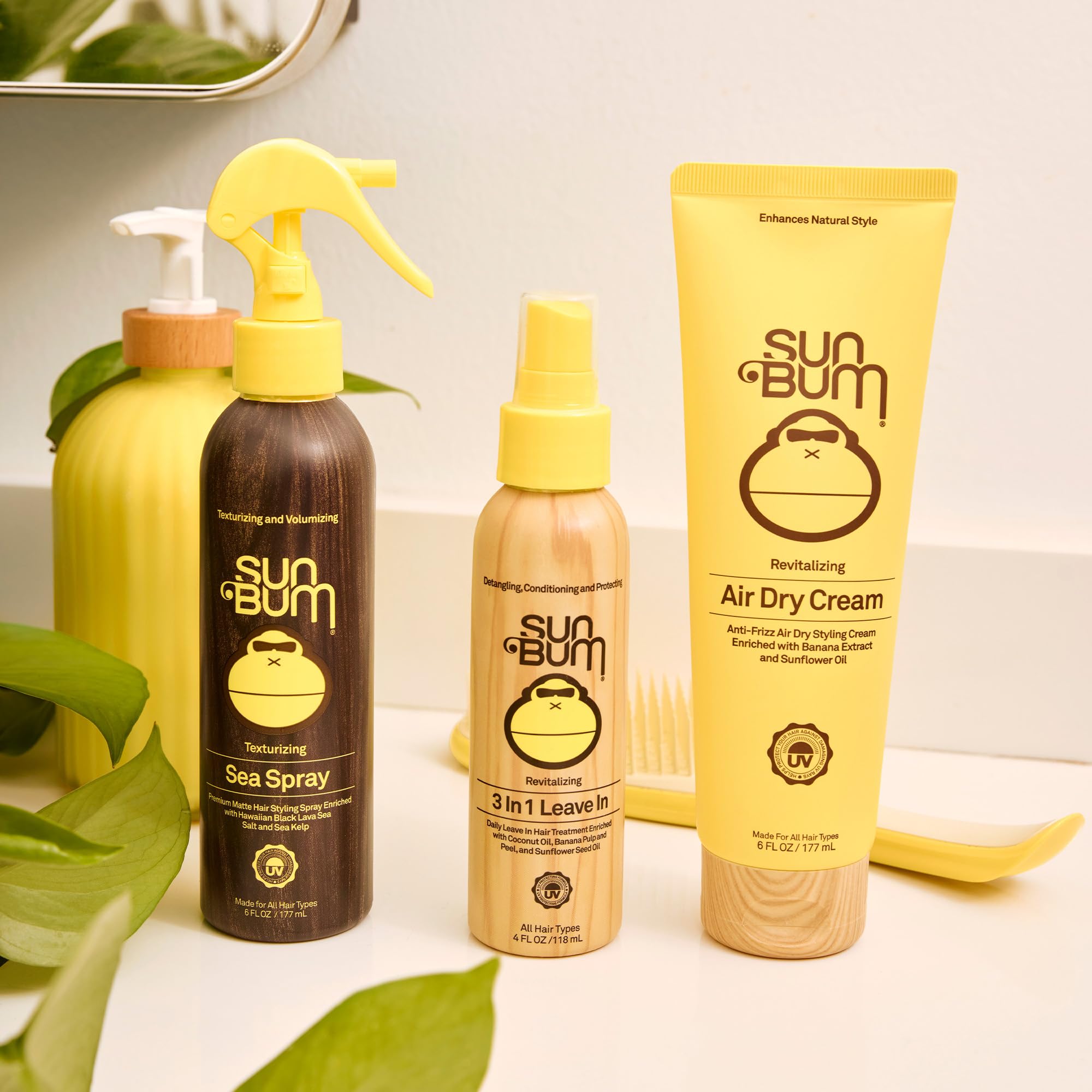 Sunflower oil in Sun Bum Revitalizing Air Dry Cream for gentle slip