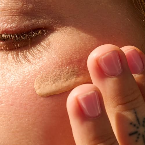 Fragrance-free Sun Bum Daily Glow formula for sensitive noses.