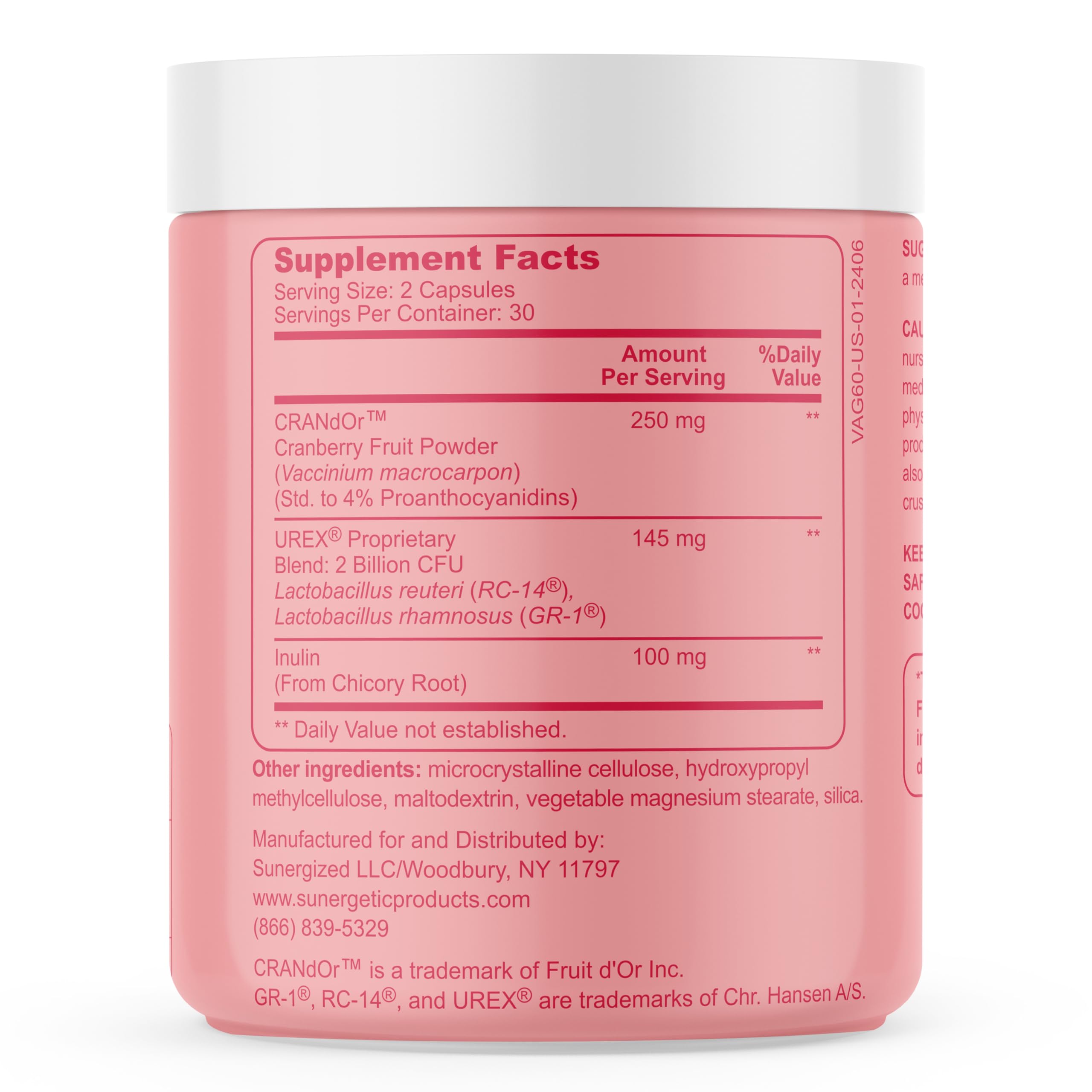 Sunergetic capsules poured next to cranberry imagery and fiber symbols.