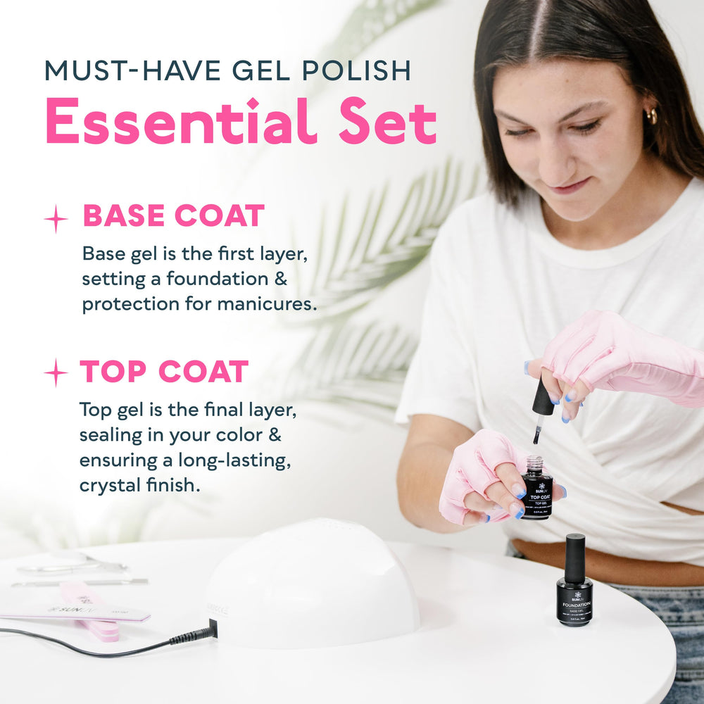 SUNUV top coat finishes with a glassy, high-gloss shine for colored nails