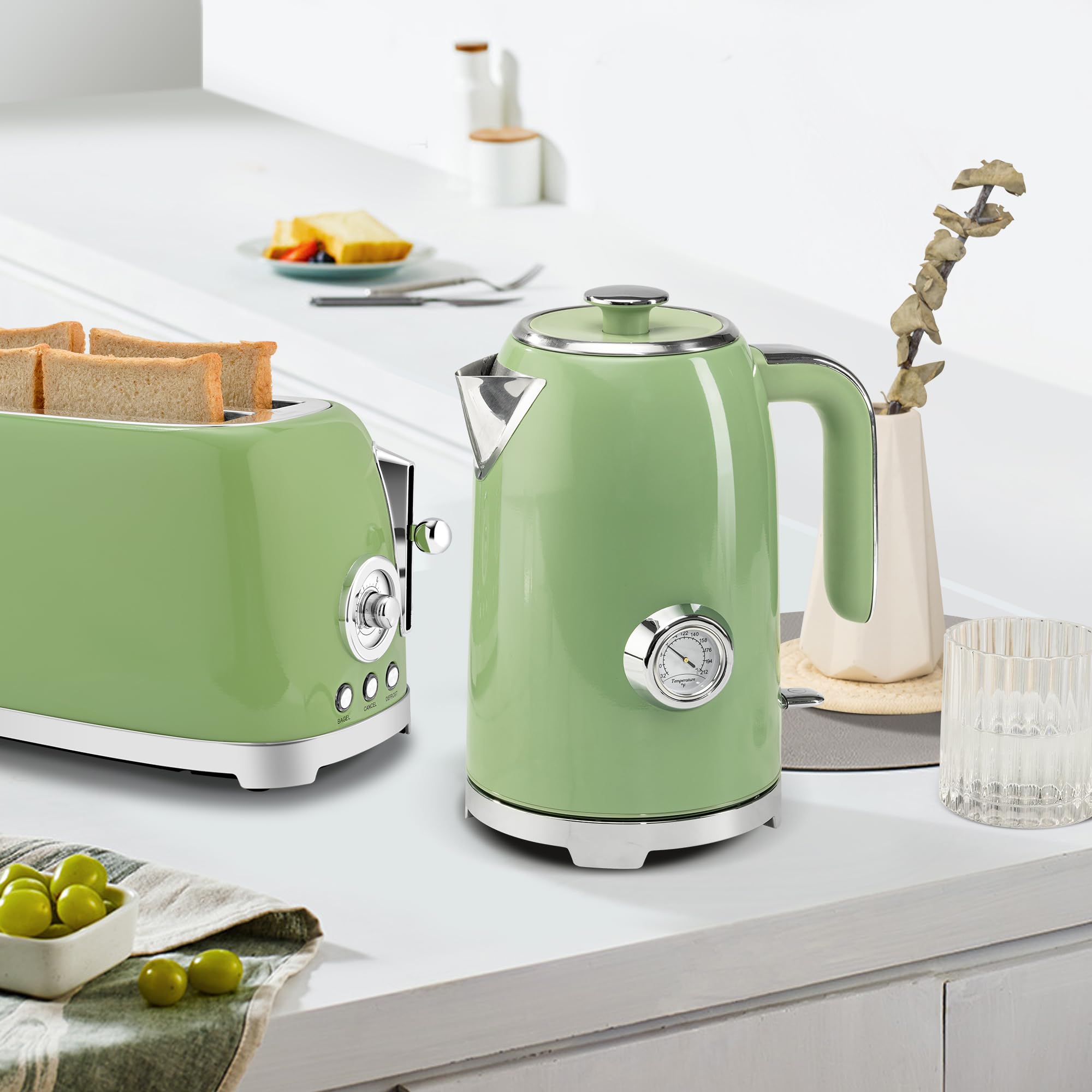 SUSTEAS kettle with LED indicator guides safe, easy operation in low light.