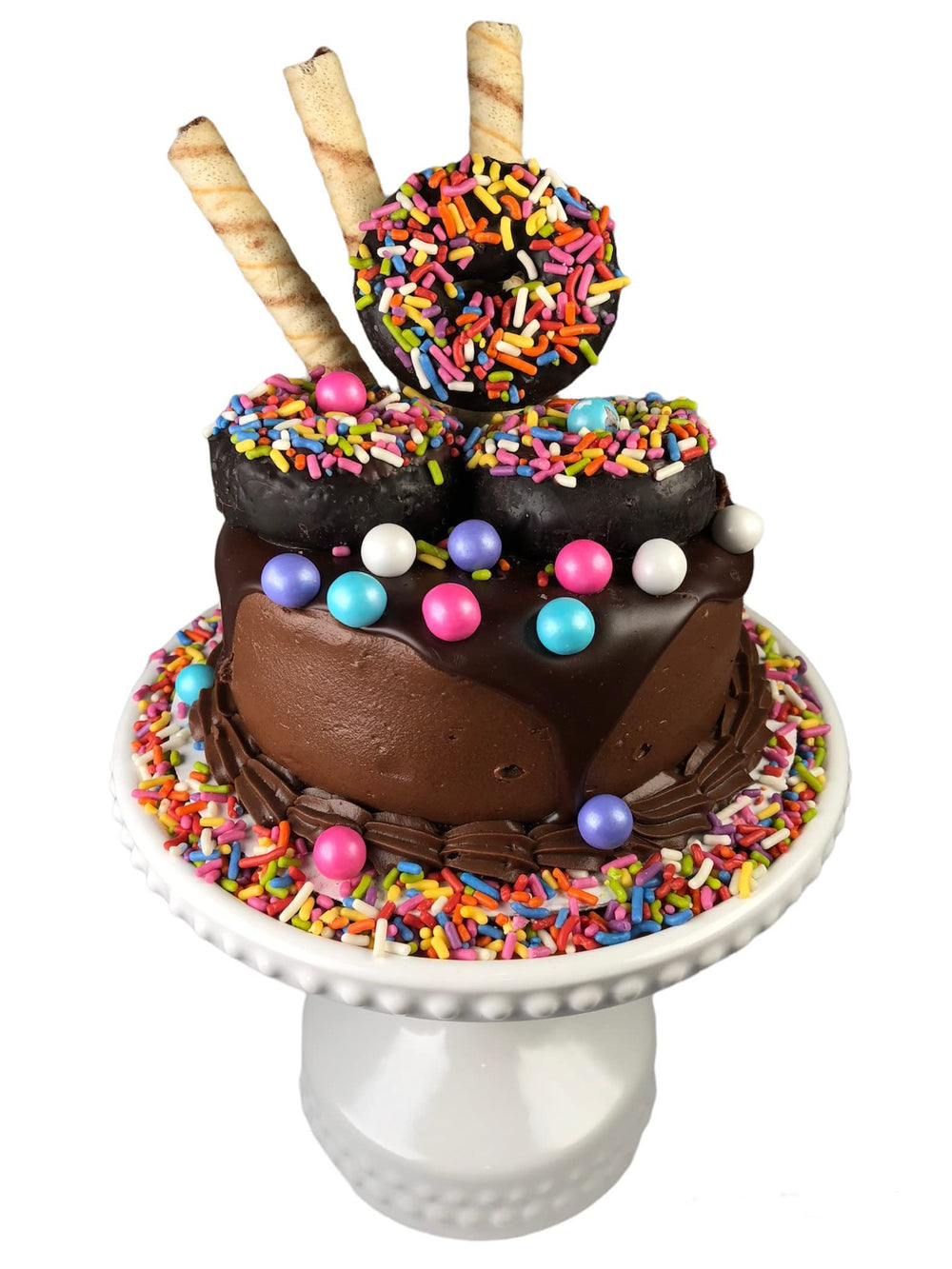 Sweet Eva’s Rainbow Sprinkles on cupcakes provide allergy-friendly color and flair.