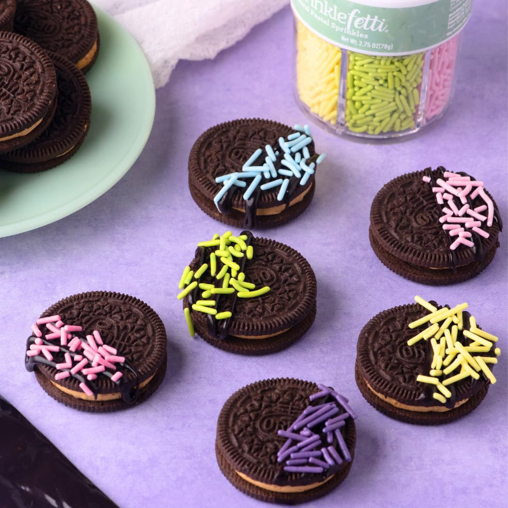 Sweets Indeed jimmies-mix offers long-lasting color for frosting and pastries.