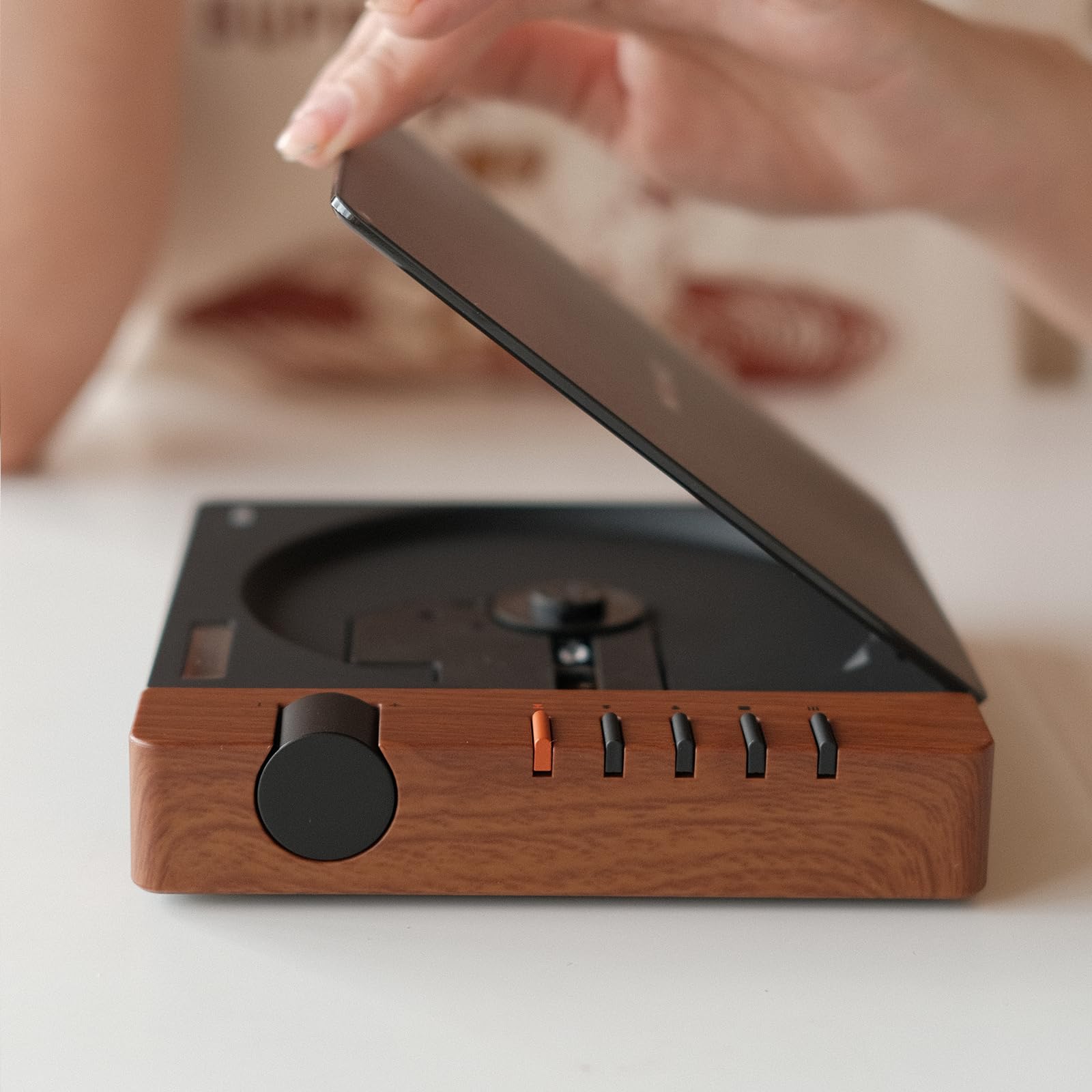 Syitren R300 CD movement mechanism in brown finish for faithful playback