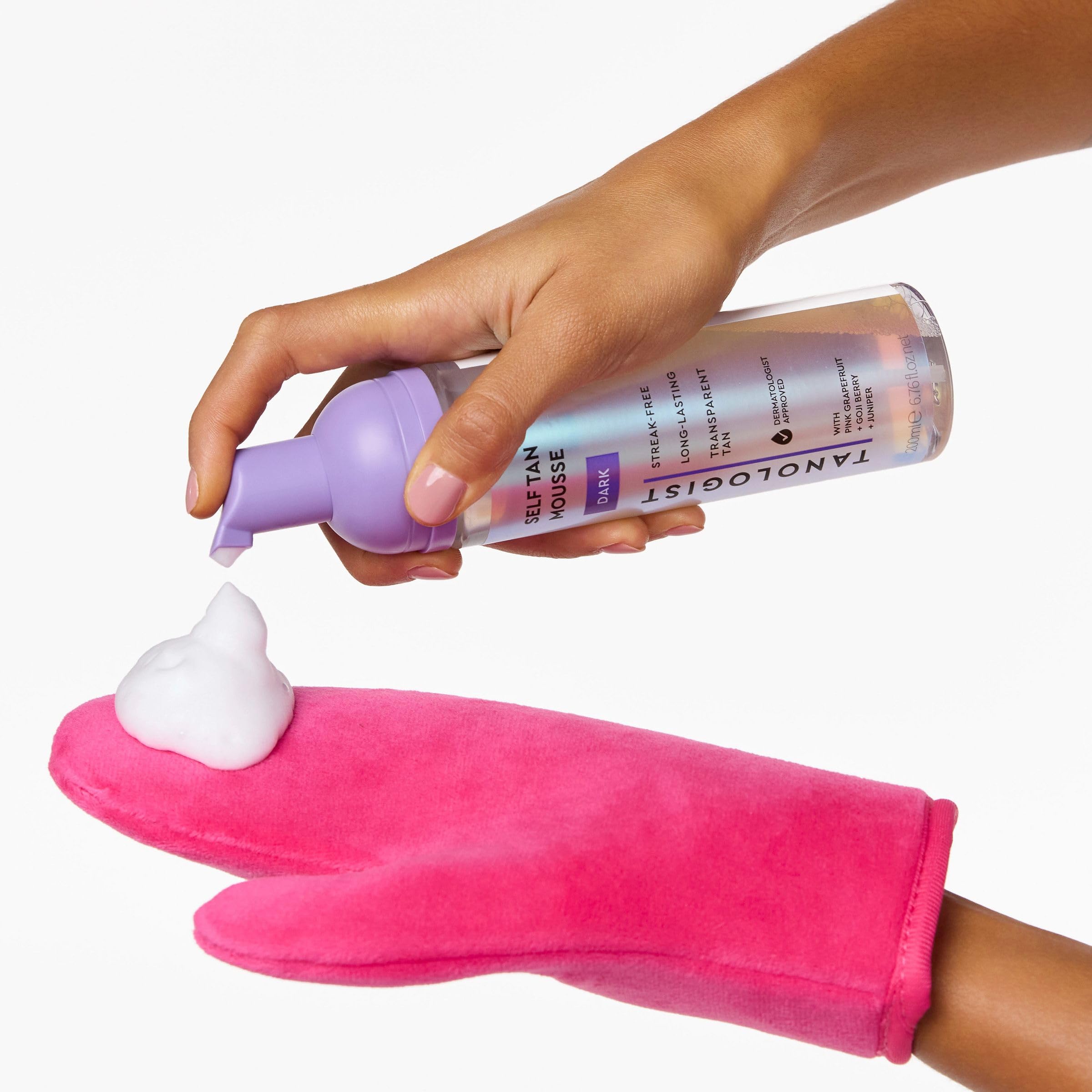 Vegan, cruelty-free Tanologist formula with clean ingredients