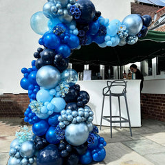 TAOYE metallic silver balloons sparkle for sophisticated events and confetti accents.