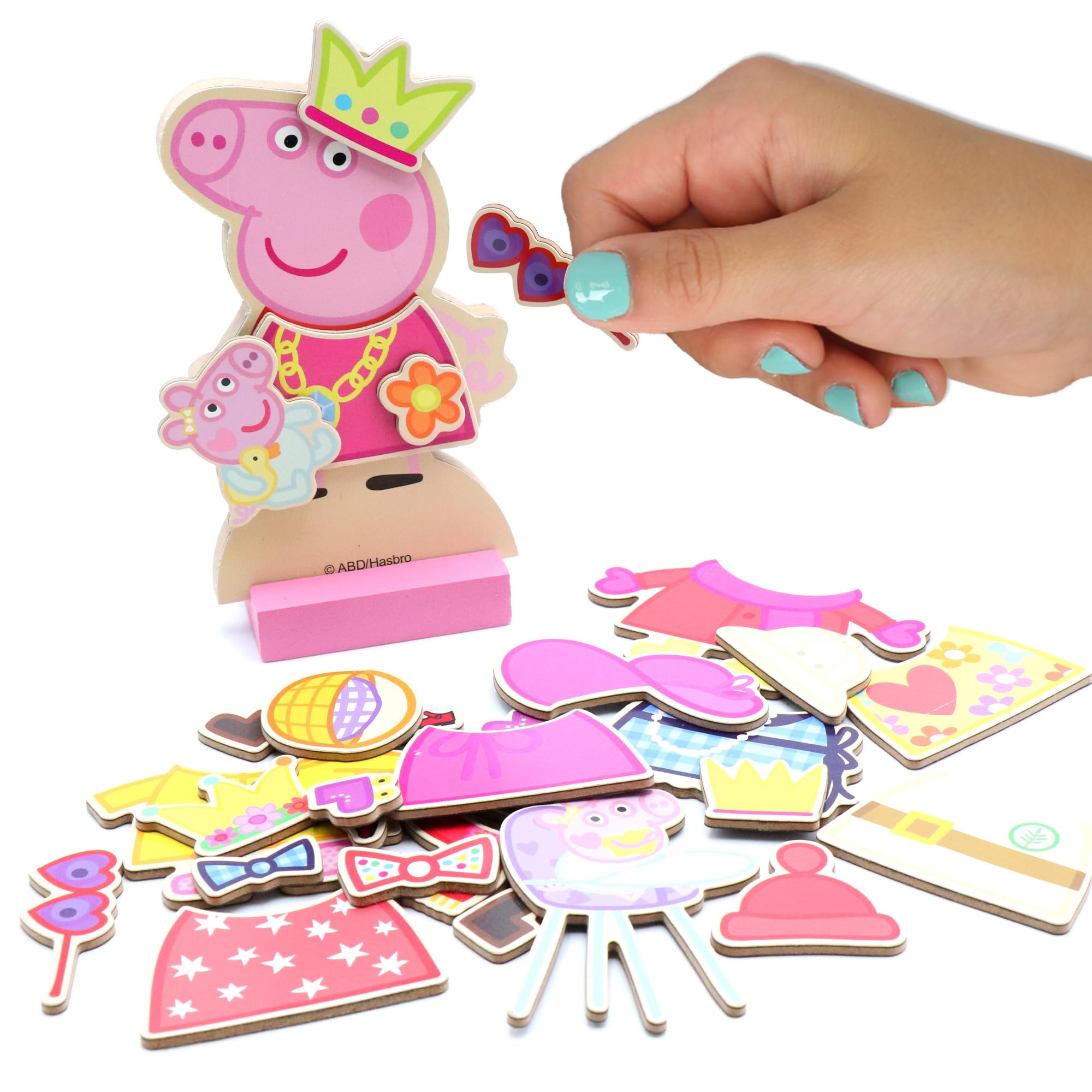 Tara Toys compact wooden box stores everything neatly for travel.