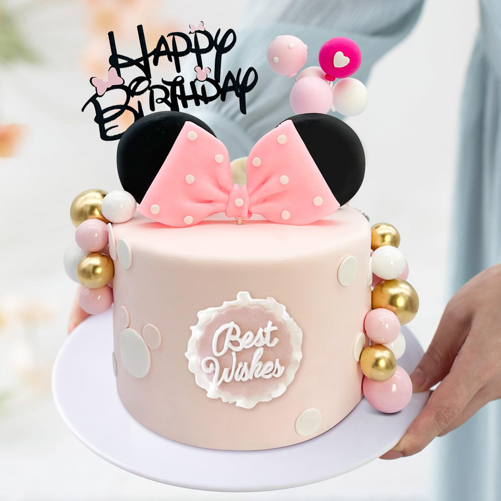 Tarocynn party decor kit supports memorable party photos.