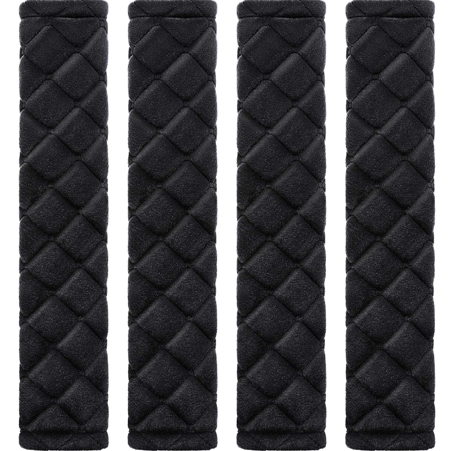 Tatuo extra-long seatbelt pad cushions neck during long drives
