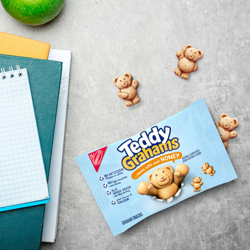 Teddy Grahams lunchbox idea pairs well with dips.