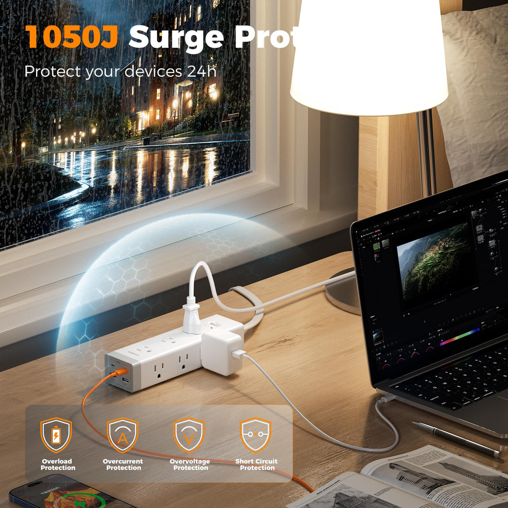 TESSAN USB-C 20W port powering a smartphone quickly