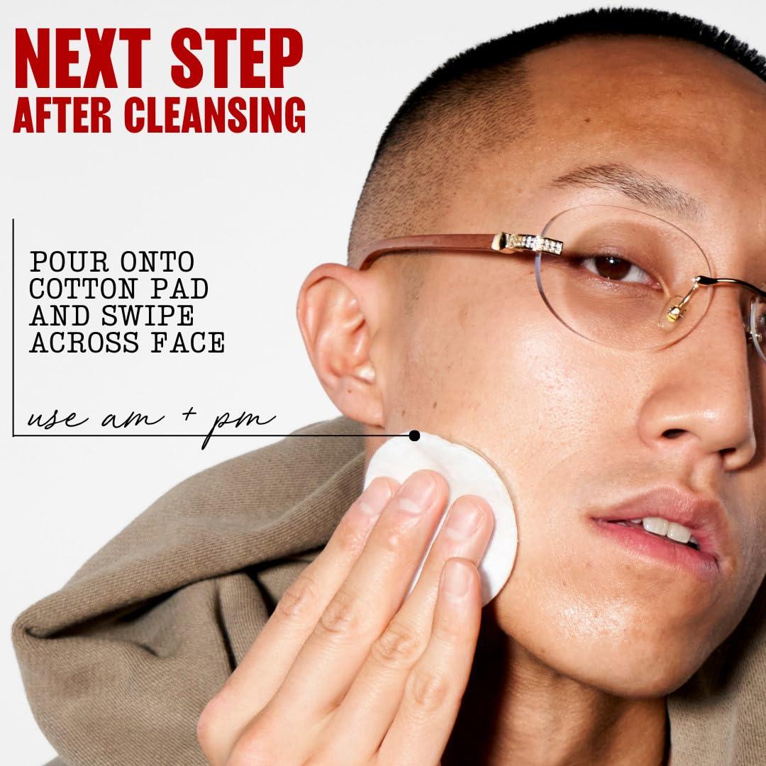 Thayers Niacinamide 2% enhances clarity by evening out tone.
