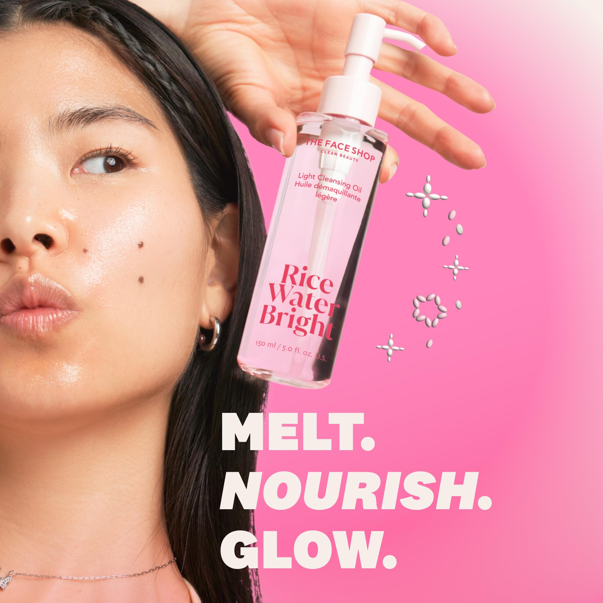 The Face Shop Rice Water Bright foaming cleanser tube promotes pore cleansing.