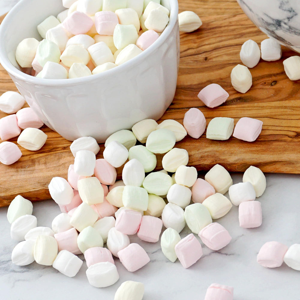 The Hampton Candy Company desk-ready mint pick-me-up for midday freshness.