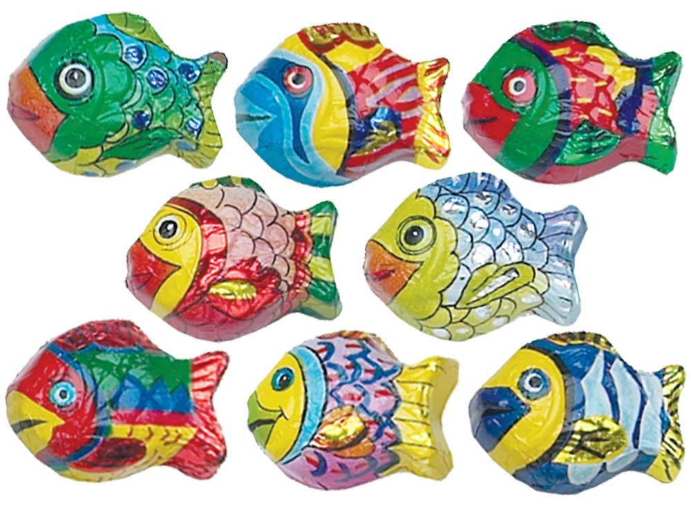 Table decor with Madelaine chocolate mini fish accents