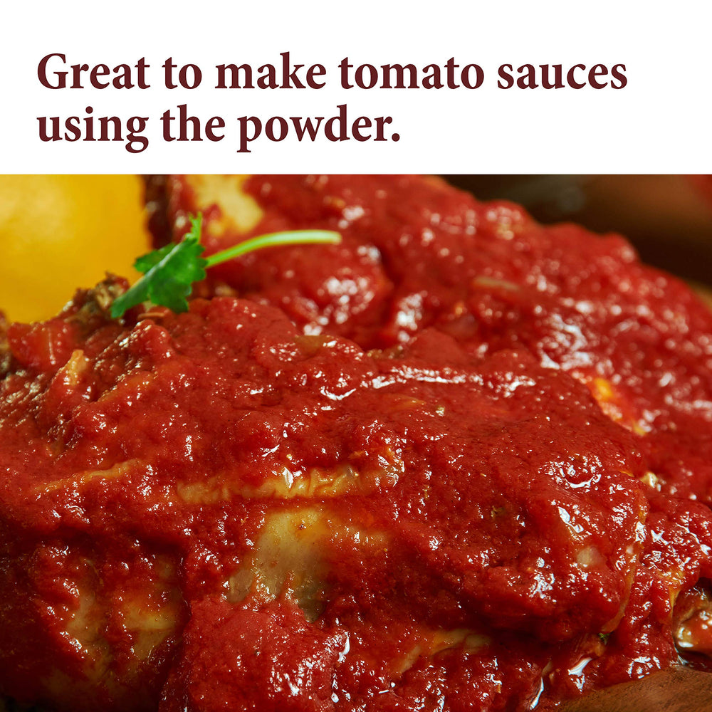 The Spice Way Tomato Powder scoop demonstrates easy measuring for consistent results.