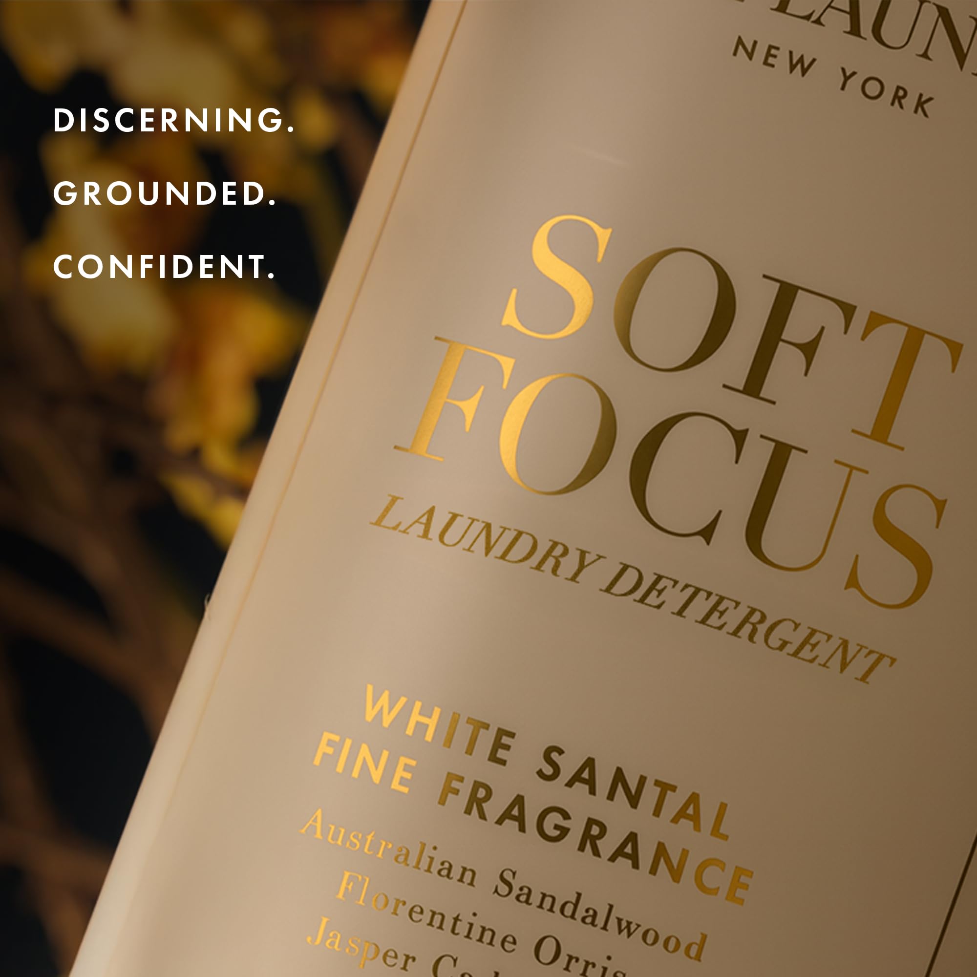 Soft Focus fragrance swirl highlights White Santal notes for mood enhancing laundry.