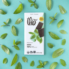 THEO Mint chocolate break shot showing shareable bite for enjoyment