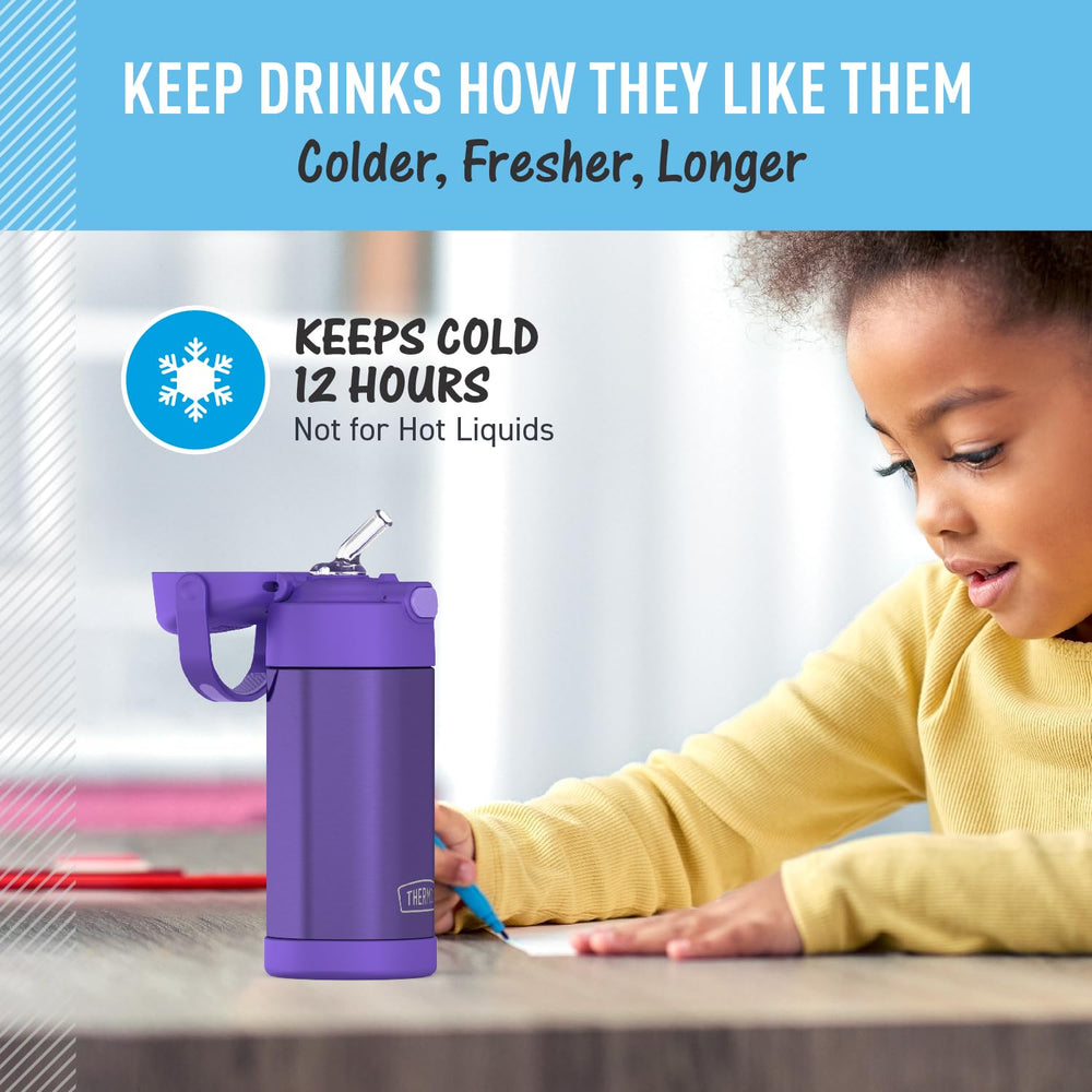 Removable silicone straw on THERMOS FUNTAINER for easy cleaning