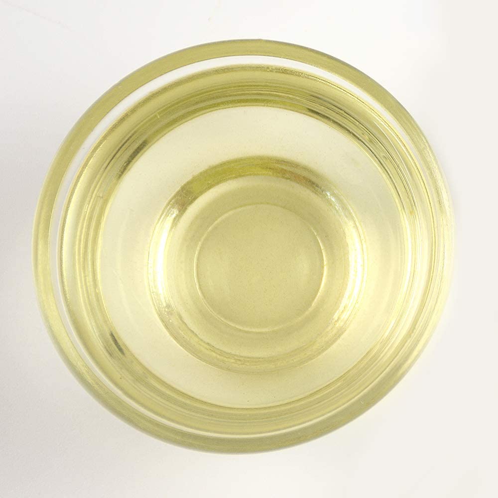 Tian Hu Shan green tea liquor is clear and light.