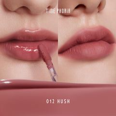 TIMEPHORIA Altera lip stain 012 Hush demonstrates weightless airy velvet texture on lips