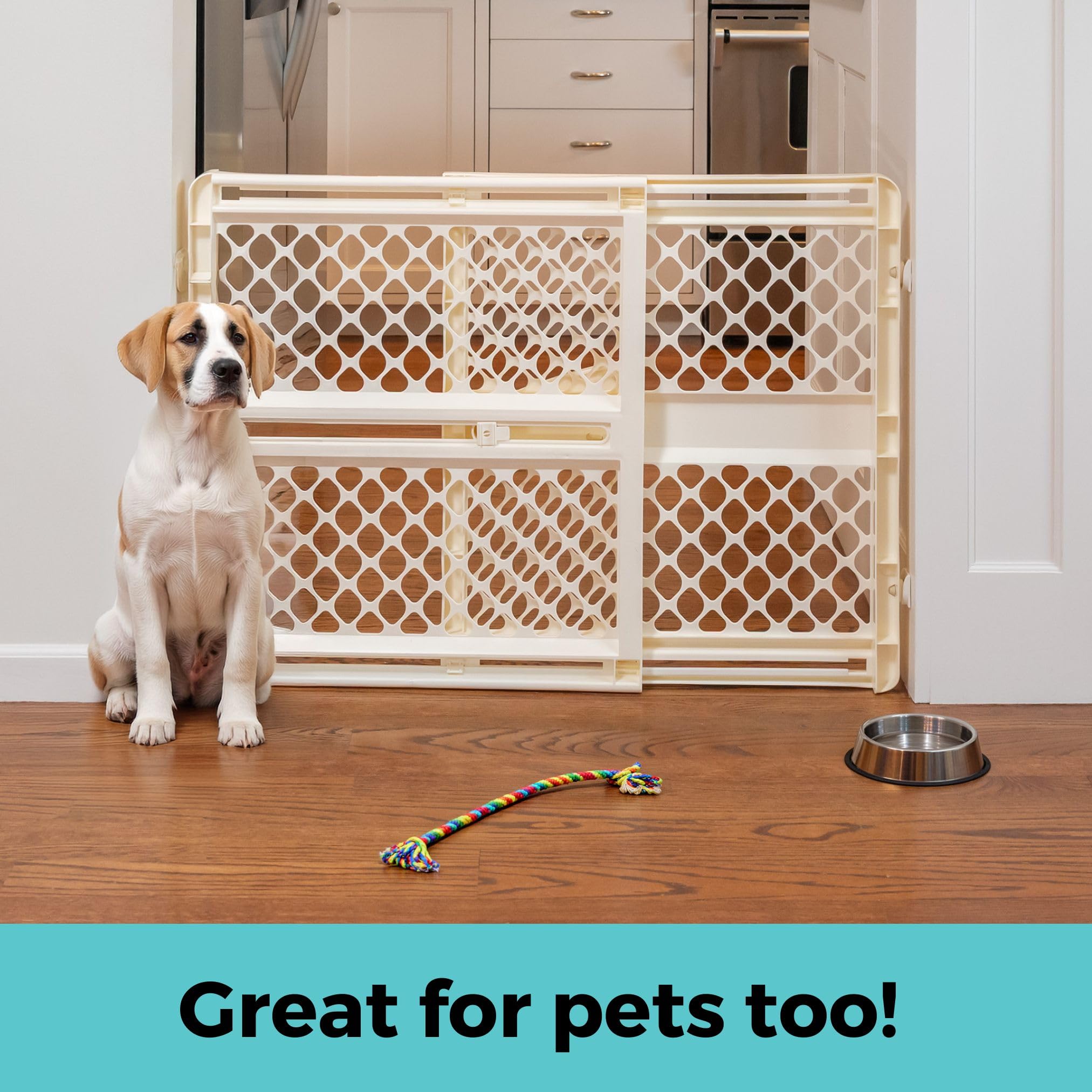 Toddleroo Supergate Ergo JPMA-certified gate for peace of mind during family visits.