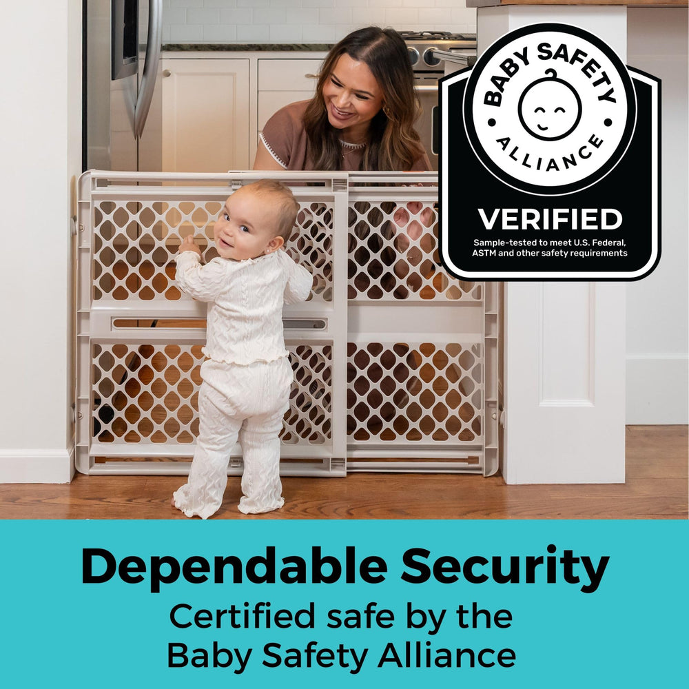 Toddleroo gate uses non-toxic materials BPA-free