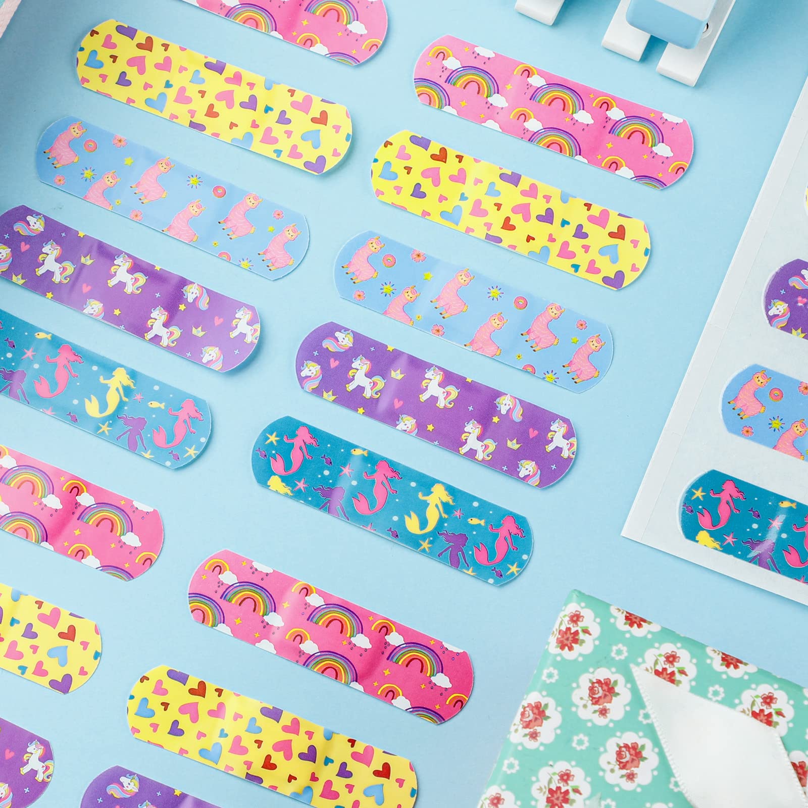 Tondiamo unicorn bandages feature playful design for quick, kid-friendly wound care