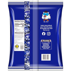 Tootsie Pops blue candy shell highlighting grape flavor for a bright, tasty snack.