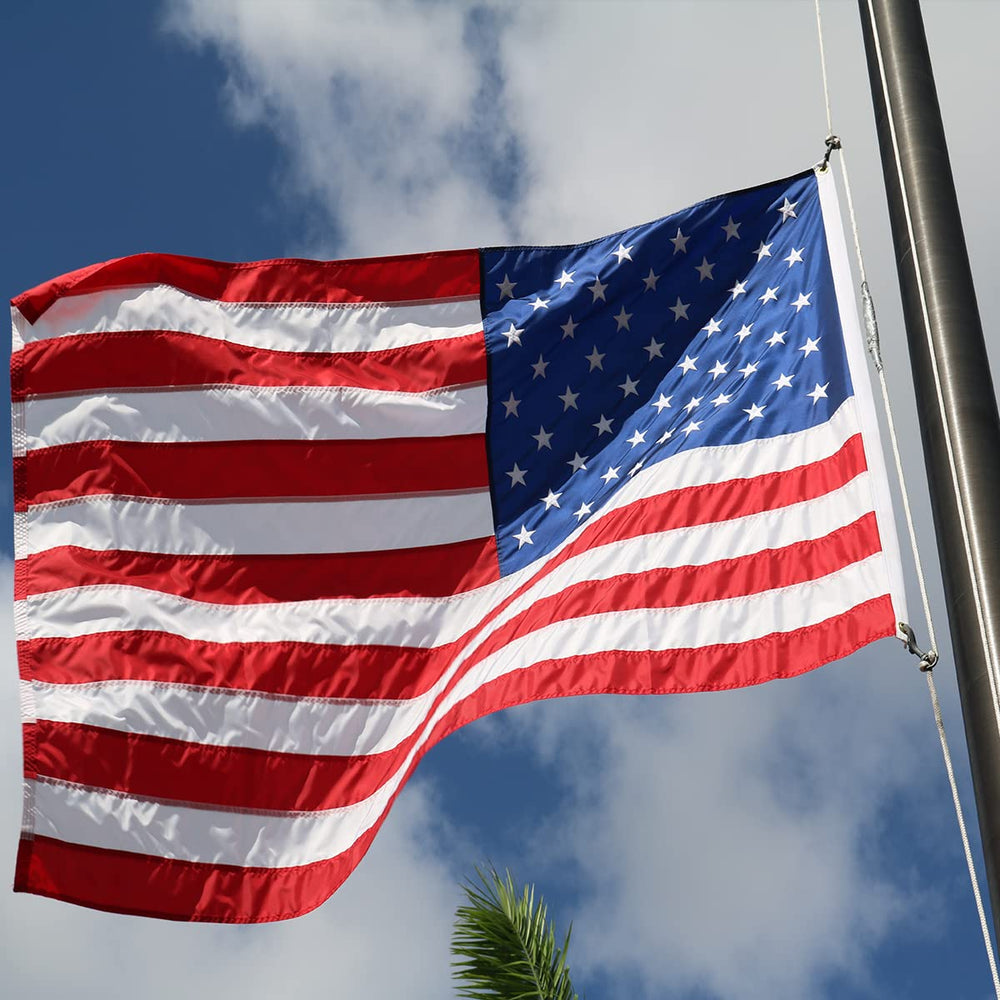 TOPFLAGS American Flag 4x6 ft perfect for yard or porch setups.