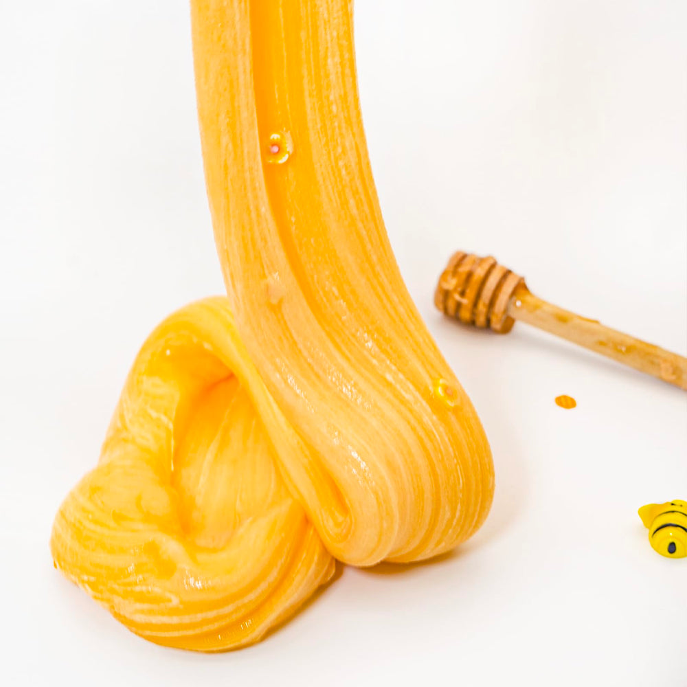 Tototang faux sprinkles detail provides visual sparkle for slime art