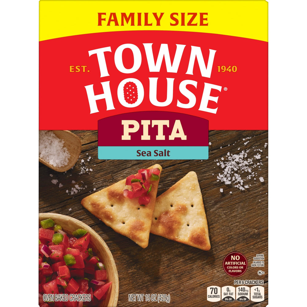 Town House Pita Sea Salt crackers in a 15oz box