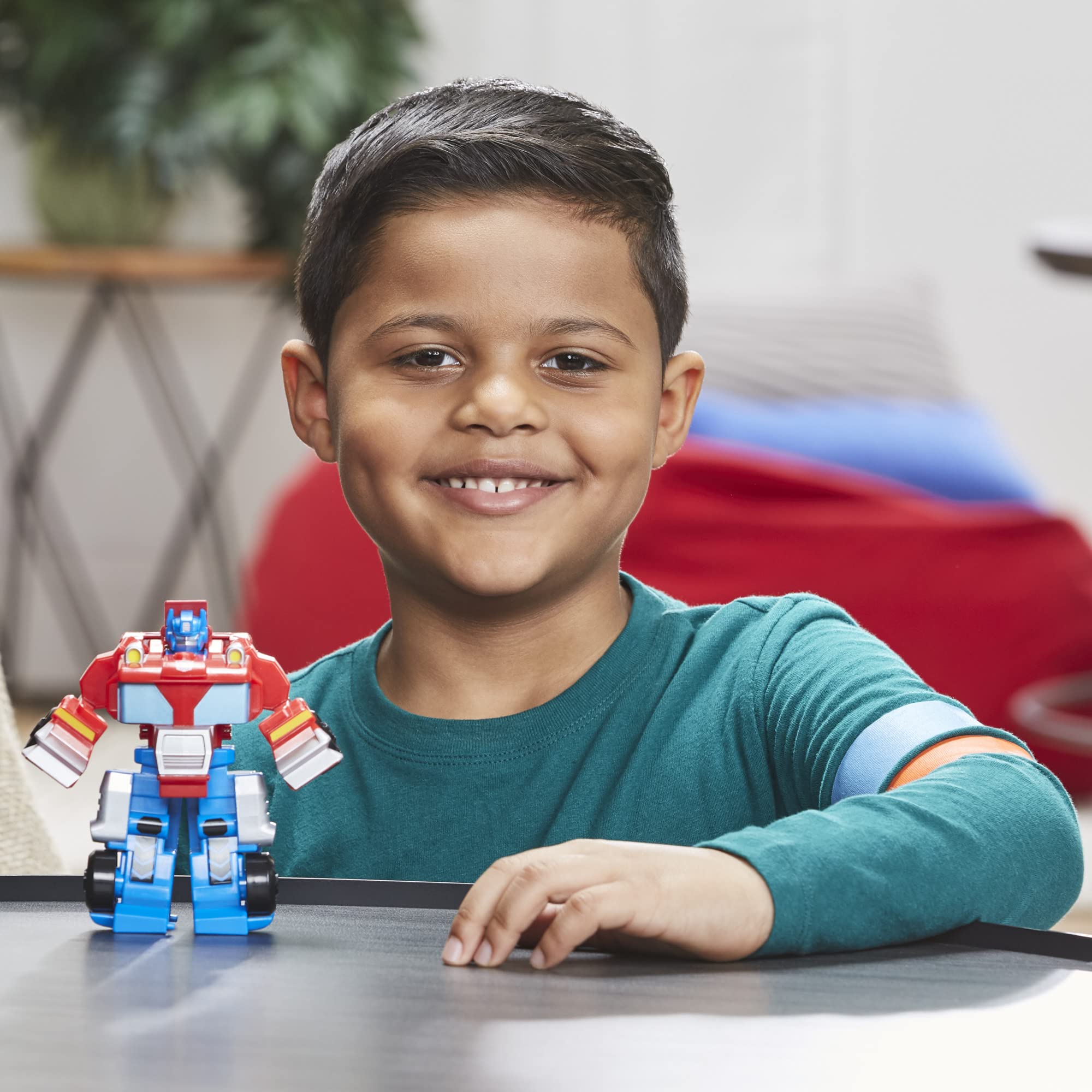 Optimus Prime 2-in-1 toy supports robot and truck modes for varied adventures.
