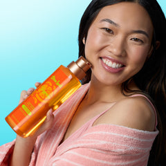 Silky lather from Tree Hut Tangerine Foaming Gel Body Wash for a soft, hydrated feel.