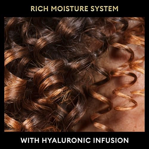 Paraben-free Tresemme Rich Moisture Conditioner label close-up.