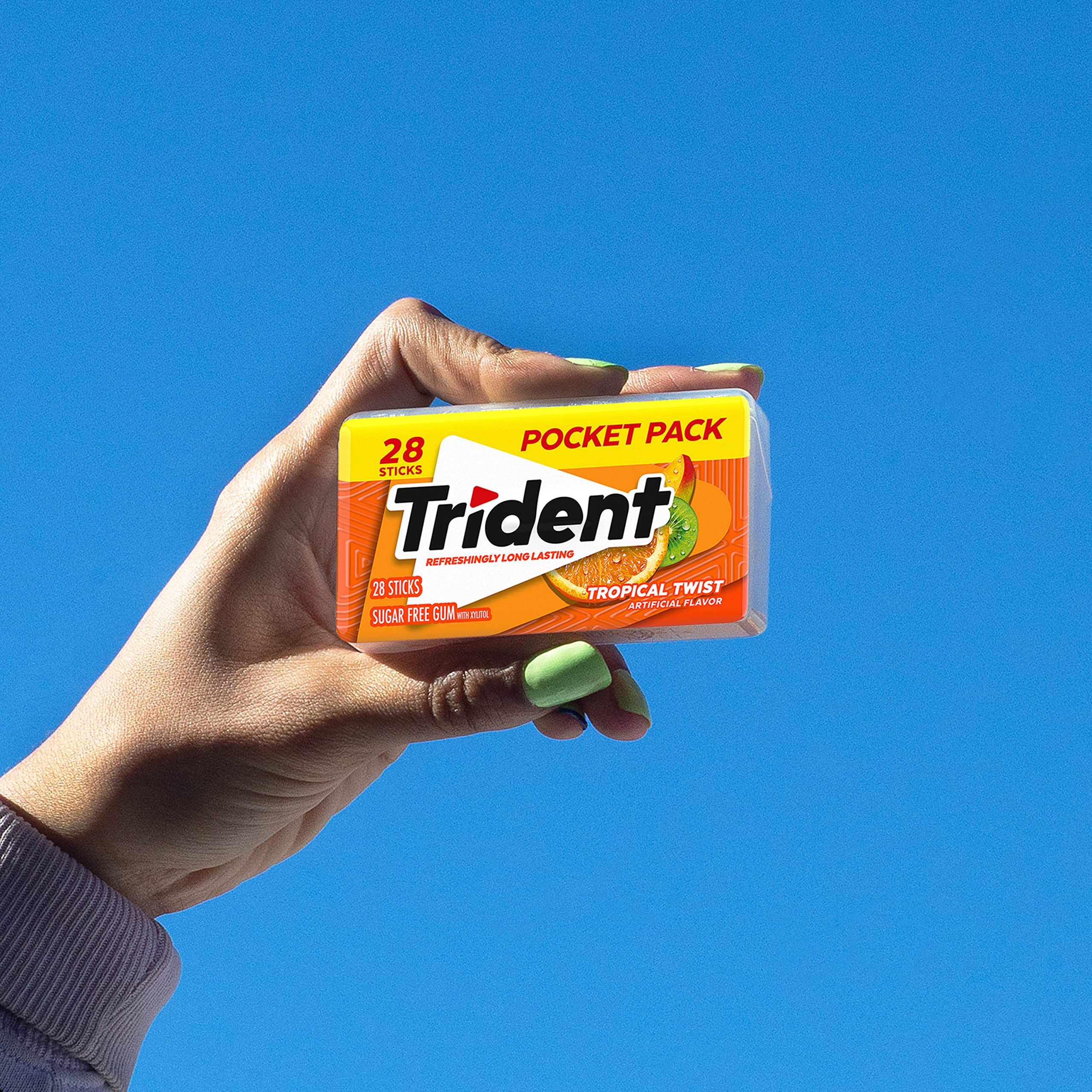 Trident Tropical Twist pack-front view emphasizes compact design.