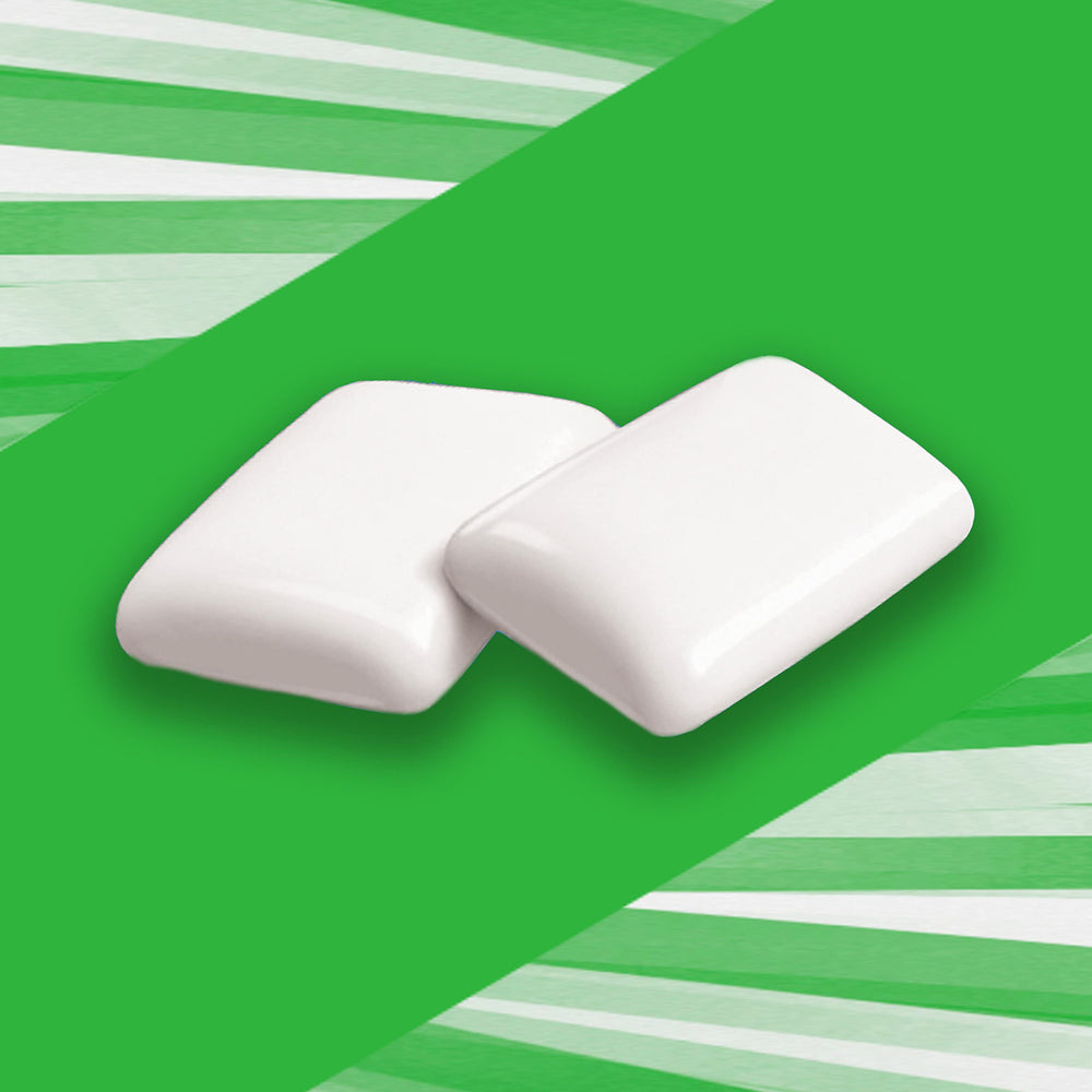 Trident White Spearmint gum pack of 60 pieces closeup highlights value.