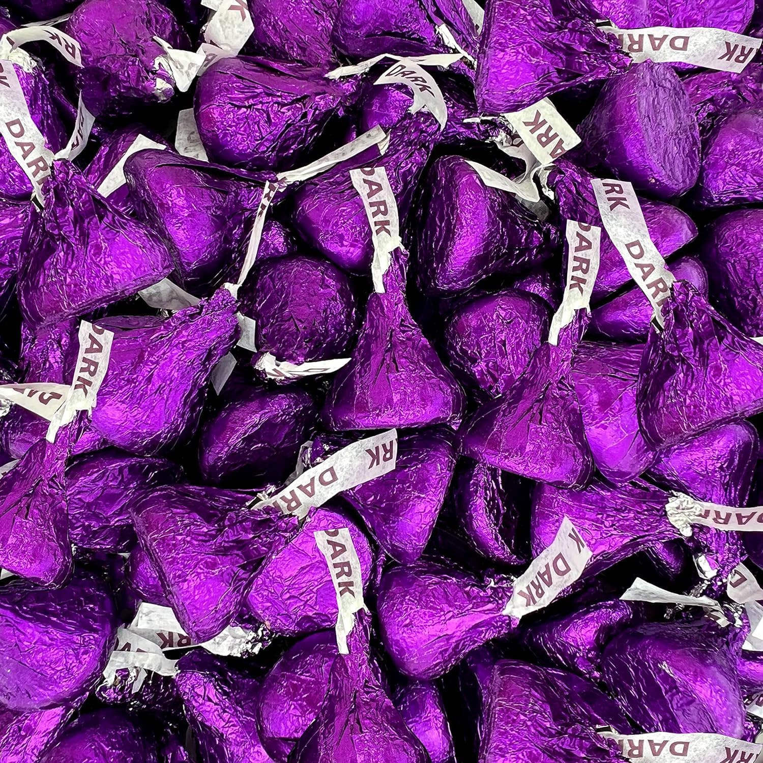 Gift-ready packaging for celebrations with Hershe.ysKISSES Special Dark Kisses.