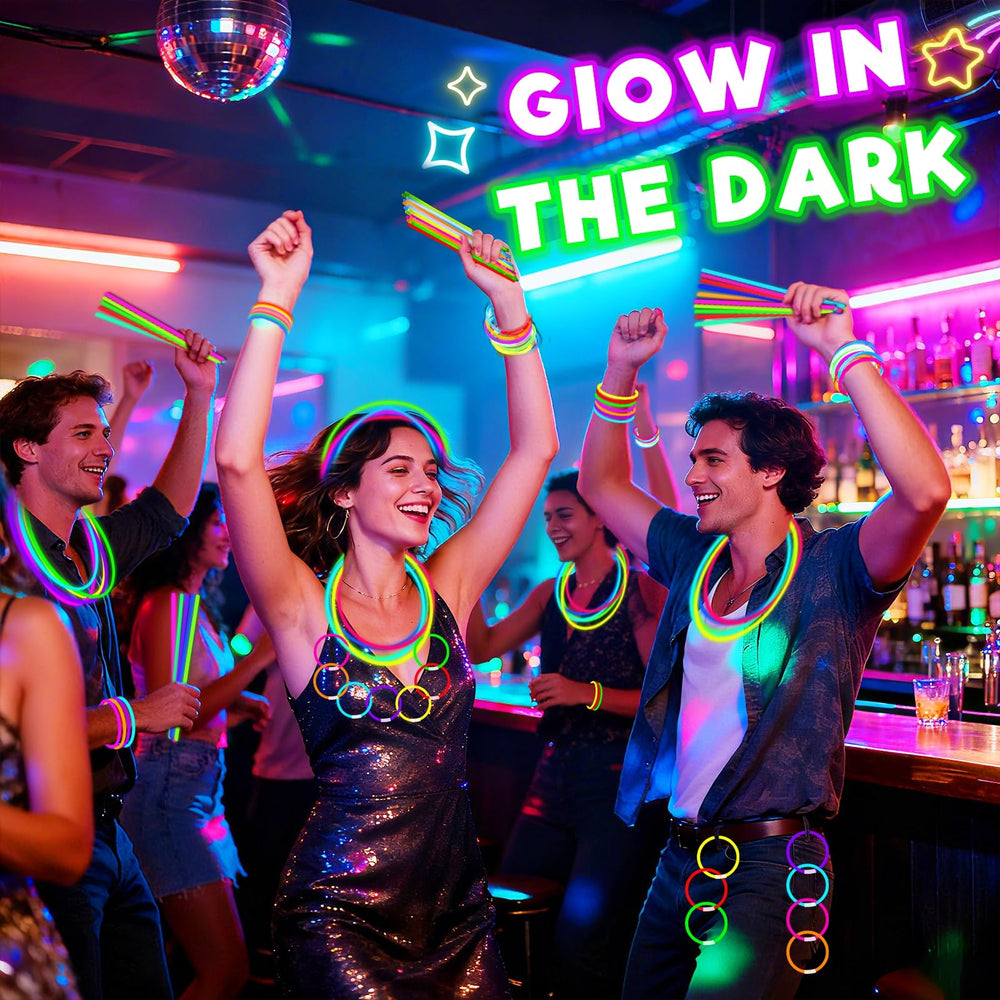 TURNMEON glow sticks bath or pool use illustrates playful light-up moments.